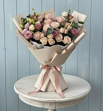 Букет цветов из:  Розы и Лизиантусы #REPLACE_PRED# Архангельской