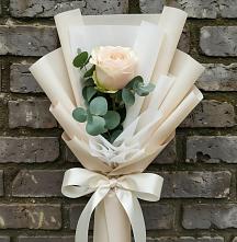 Букет цветов из:  Розы в Архангельской