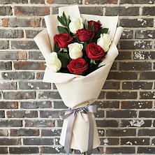 Букет цветов из:  Розы в Архангельской