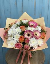Букет цветов из:  Розы, Герберы и Хризантемы в Архангельской