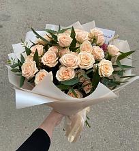 Букет Кремовые розы Латте в Архангельской