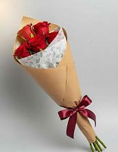 Букет цветов из:  Розы в Архангельской