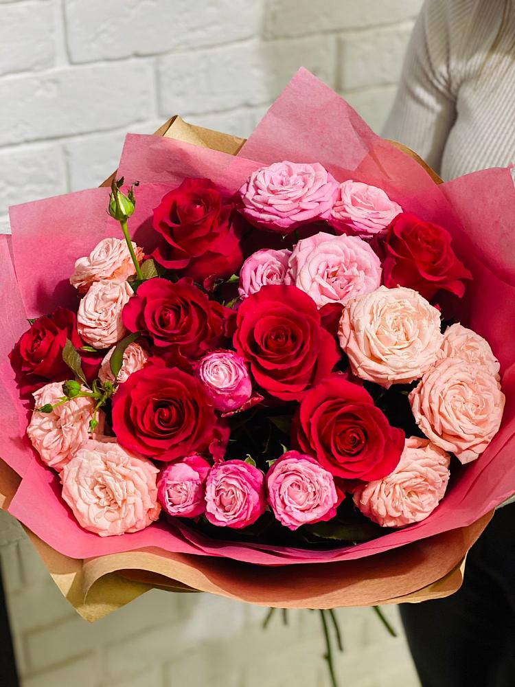 Букет цветов из: Розы в Архангельской