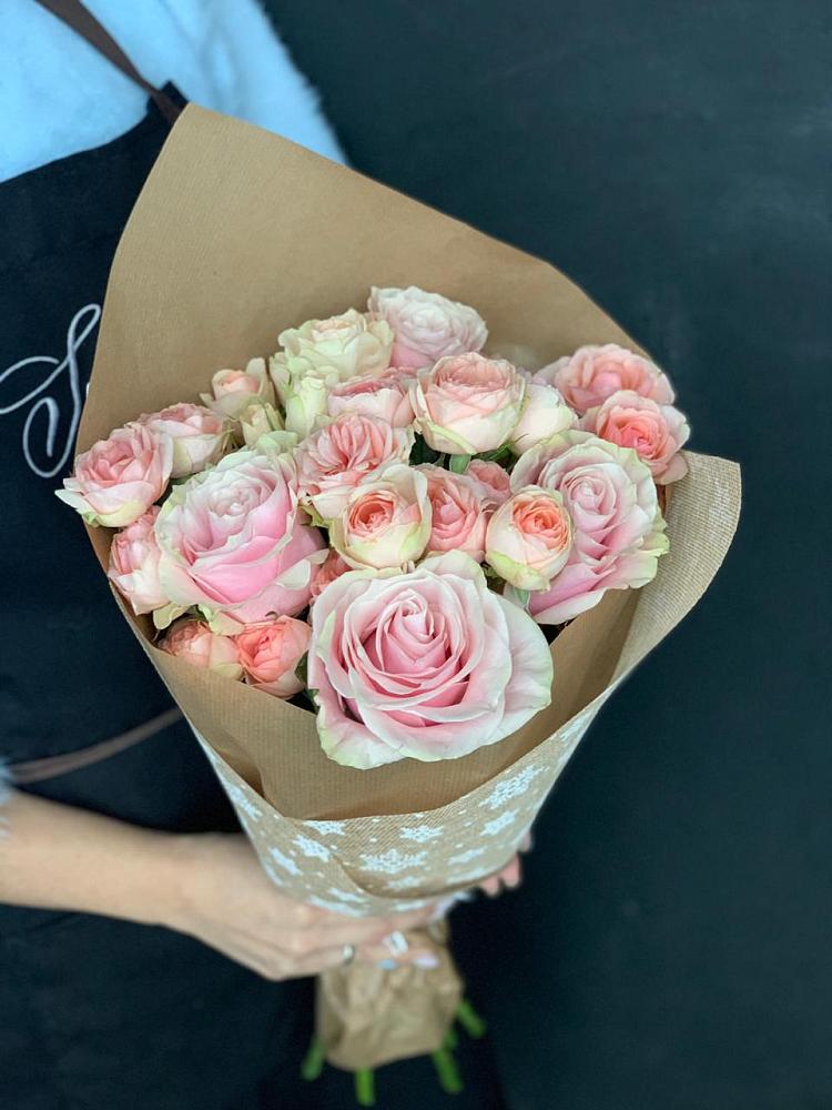 Букет цветов из: Хризантемы и Розы в Архангельской