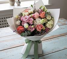 Букет цветов из:  Розы, Лизиантусы и Гвоздики #REPLACE_PRED# Архангельской