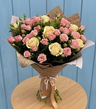 Букет цветов из:  Розы в Архангельской