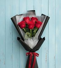 Букет цветов из:  Розы в Архангельской