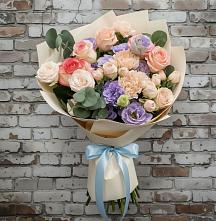 Букет цветов из:  Розы, Лизиантусы и Гвоздики #REPLACE_PRED# Архангельской